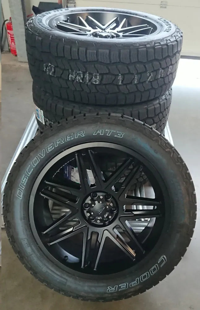 Dirt-AT D62 18 inch Satin Black 6x139.7 — wheel for bestelwagens en campers | Loodys