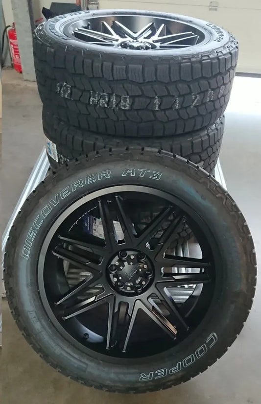 Dirt-AT D62 18 inch Satin Black 6x139.7 — wheel for bestelwagens en campers | Loodys