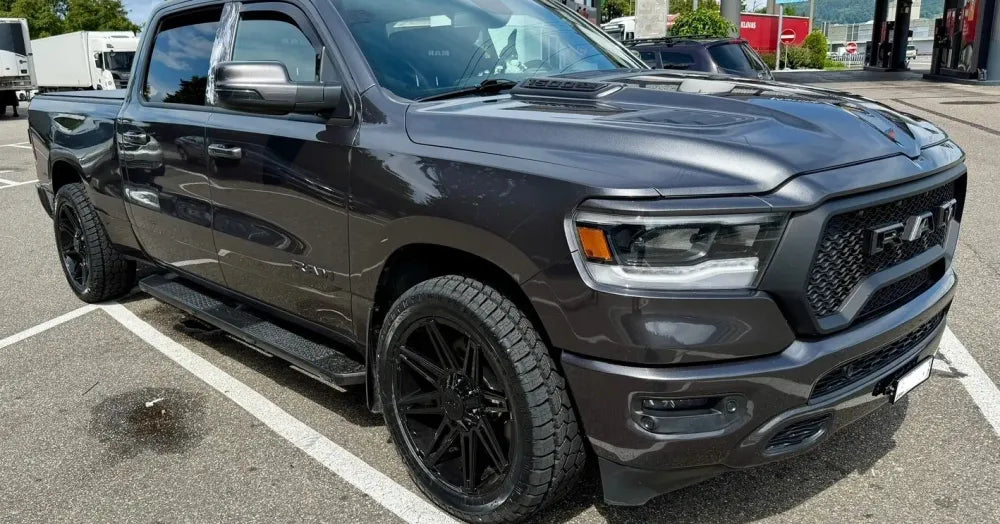 Dirt-AT D88 Wide 20 inch Gloss Black 5x127