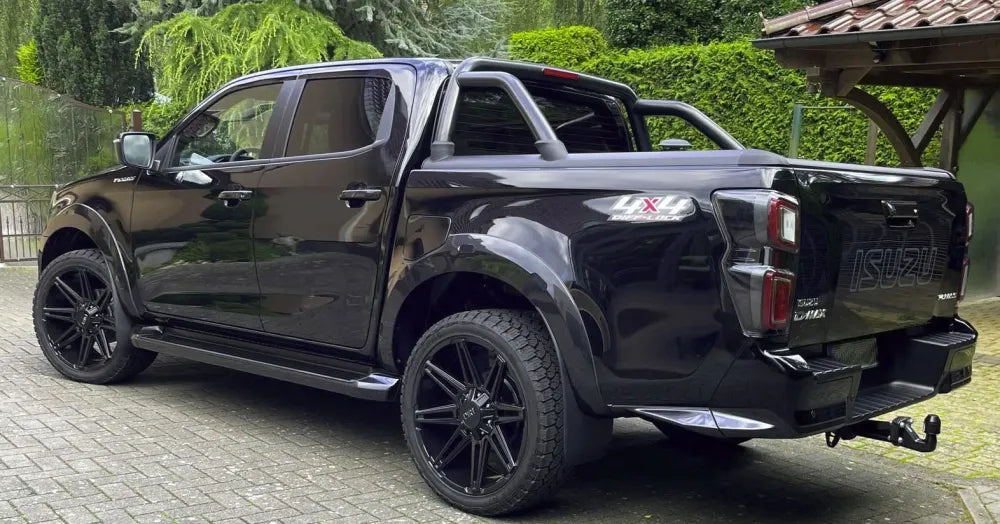 Dirt-AT D88 18 inch Gloss Black 6x135