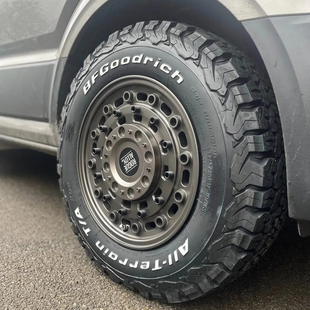 BFGoodrich All Terrain T/A KO2 225/75/R16 (115)