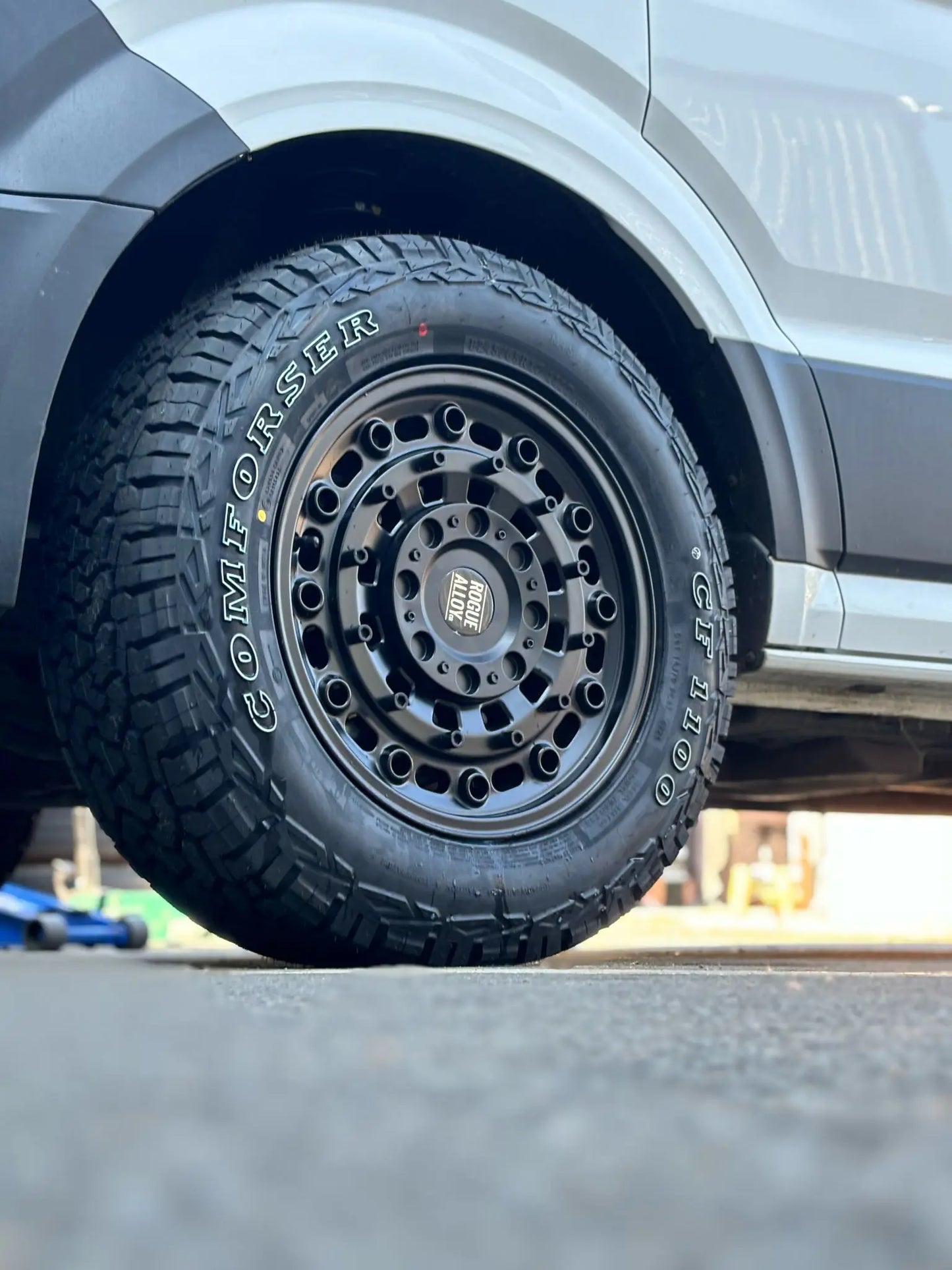 Complete Wheel Set — Rogue CC1 17 inch Satin Black 5x120 (Crafter II / MAN TGE)