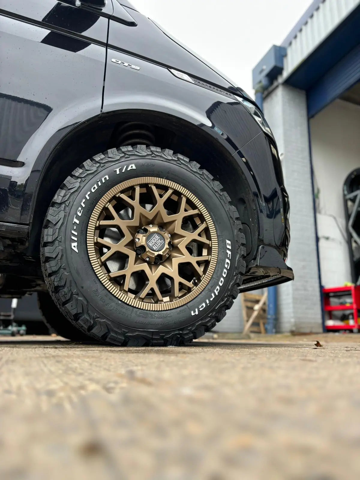 Complete Wheel Set — Rogue CC1 17 inch Satin Bronze 5x120 (Crafter II / MAN TGE)