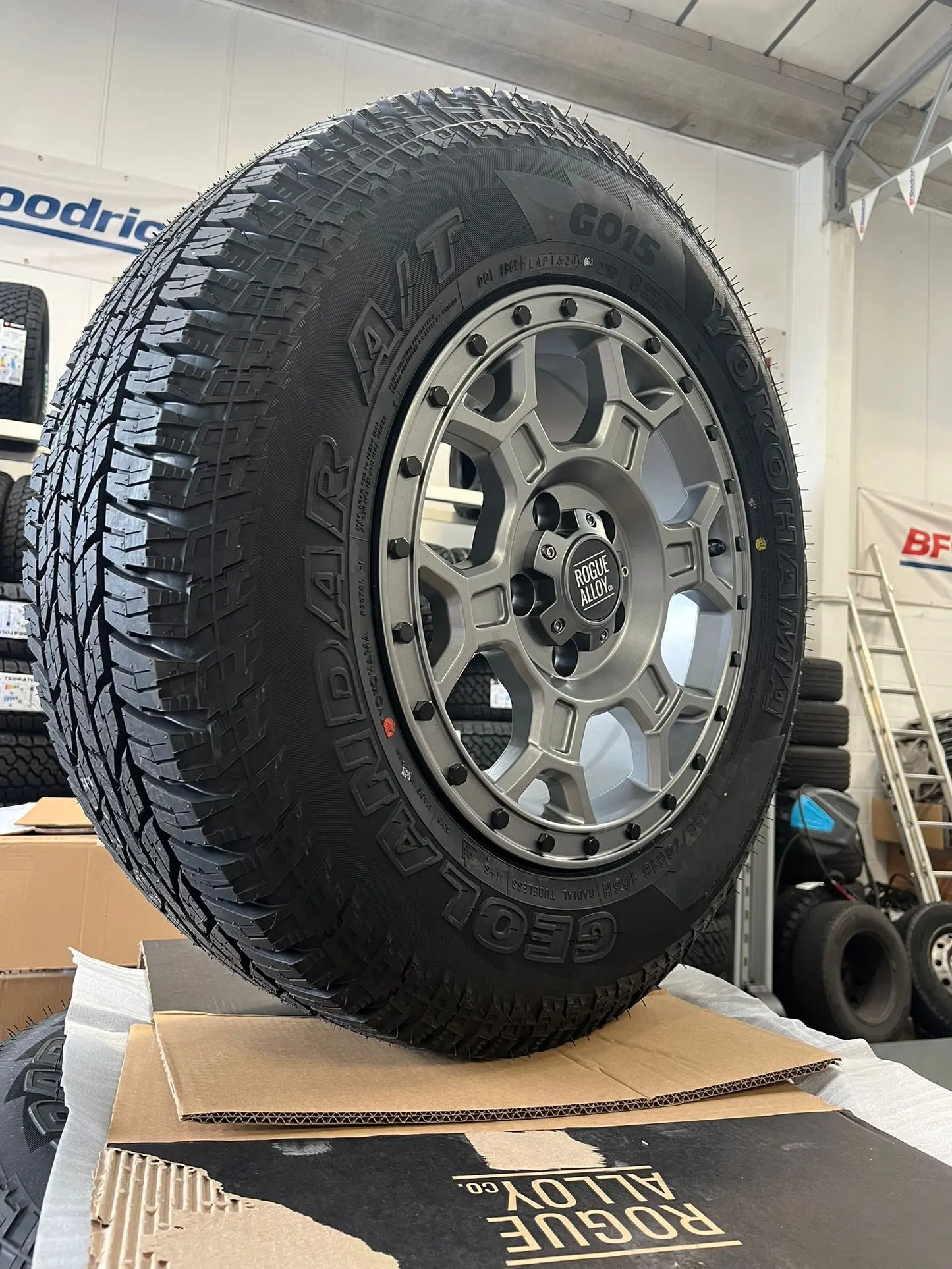 Rogue CC2 16 inch Satin Grey 5x118