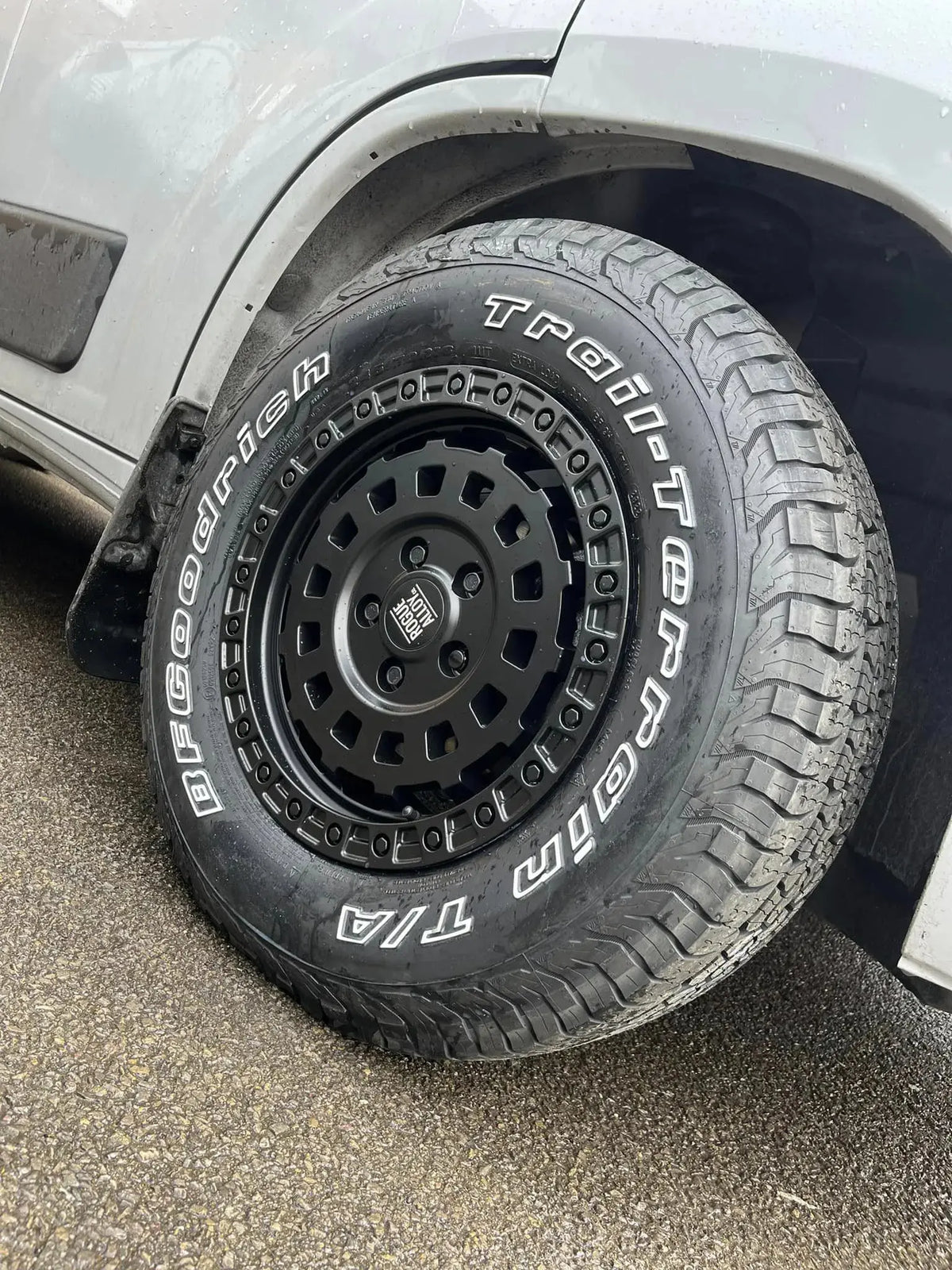 Rogue CC3 16 inch Satin Black 5x160