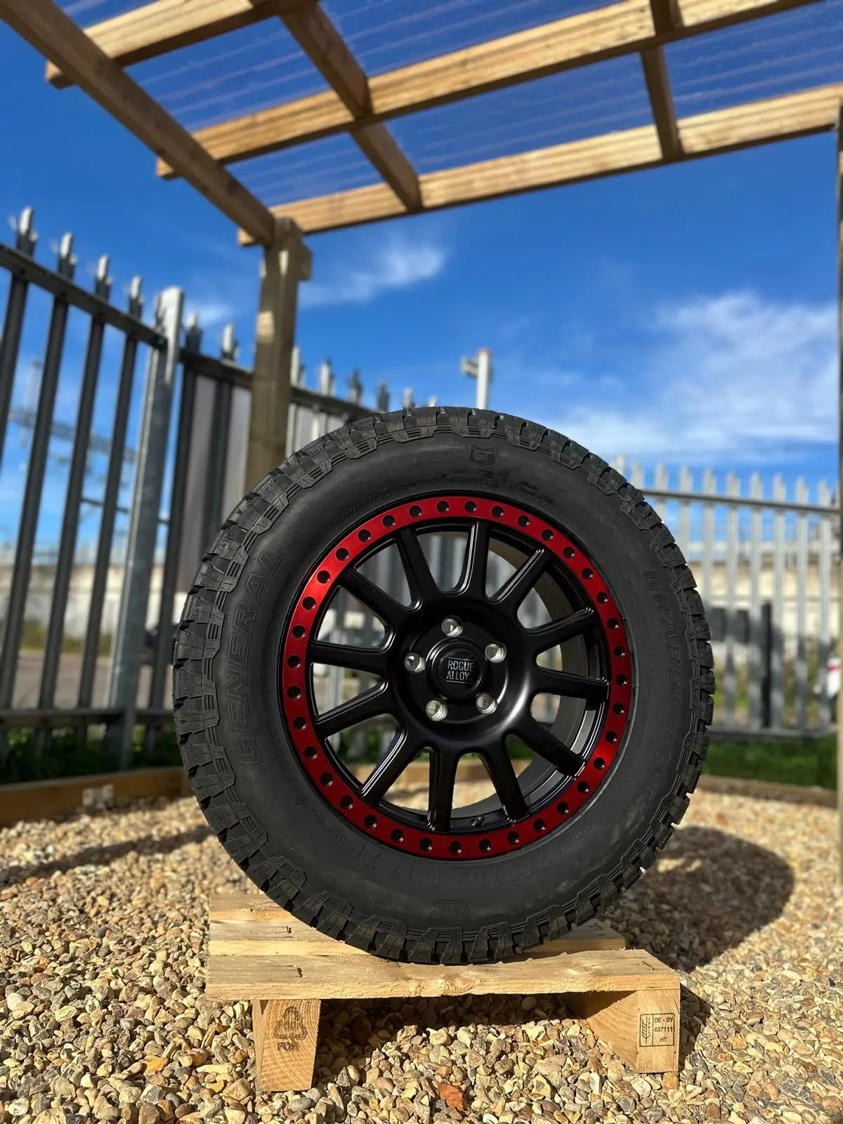 Rogue George 17 inch Satin Black Red Lip 5x120 — wheel for Volkswagen T5, T6, T7, Crafter II (2017 - present) and MAN TGE | Loodys