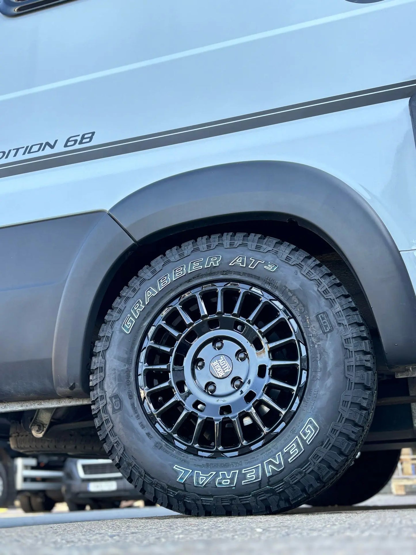 Complete Wheel Set — Rogue LCX 16 inch Gloss Black 5x130 (Ducato Maxi / Boxer / Jumper Maxi)