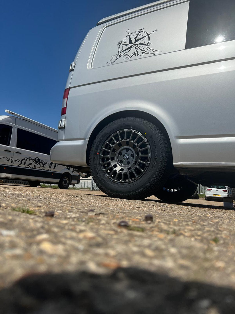 Rogue LCX 17 inch Gloss Gunmetal 5x120