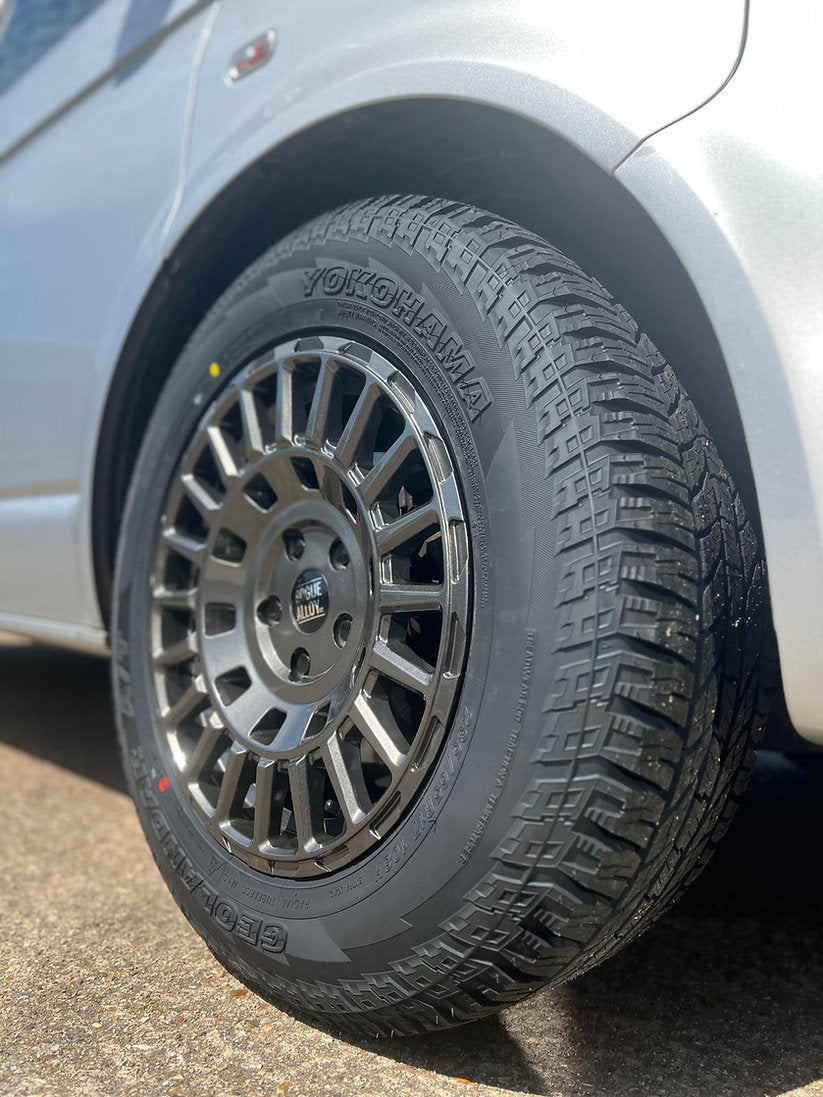 Rogue LCX 17 inch Gloss Gunmetal 5x120