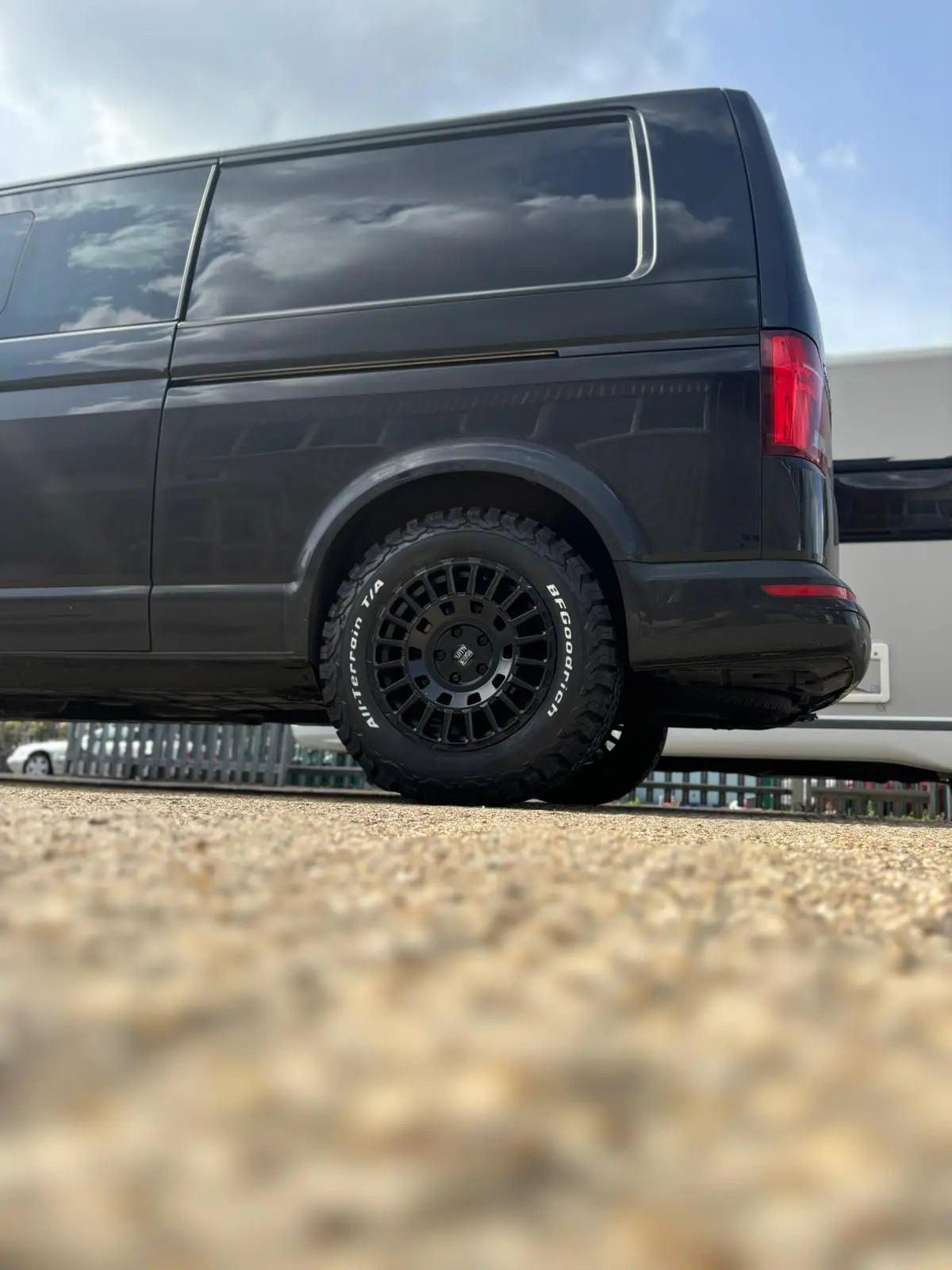 Rogue LCX 17 inch Satin Black 6x130