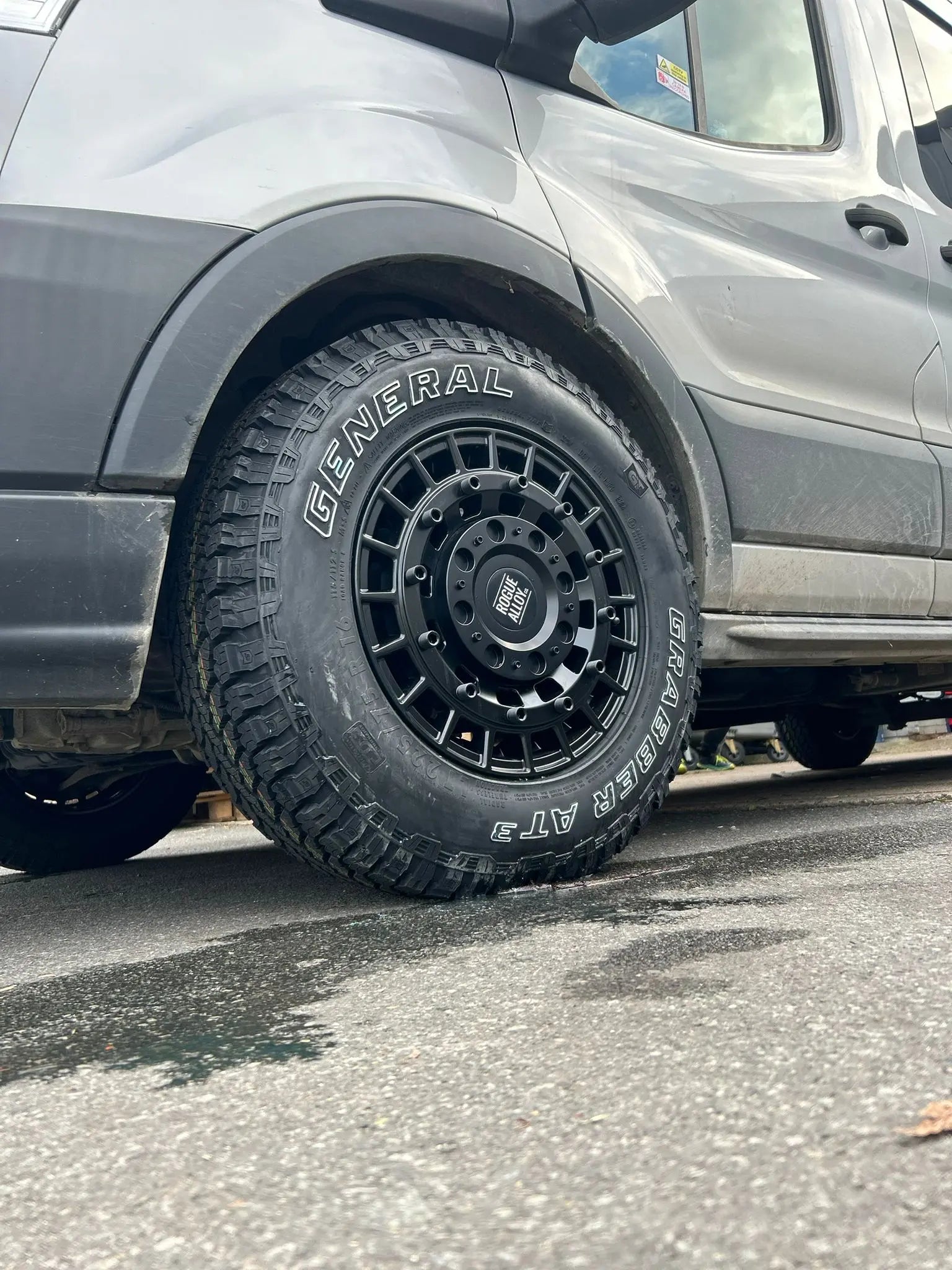 Rogue Renegade 16 inch Satin Black 5x120 — wheel for Crafter II (2017 - present) and MAN TGE, Volkswagen T5, T6, T7 | Loodys