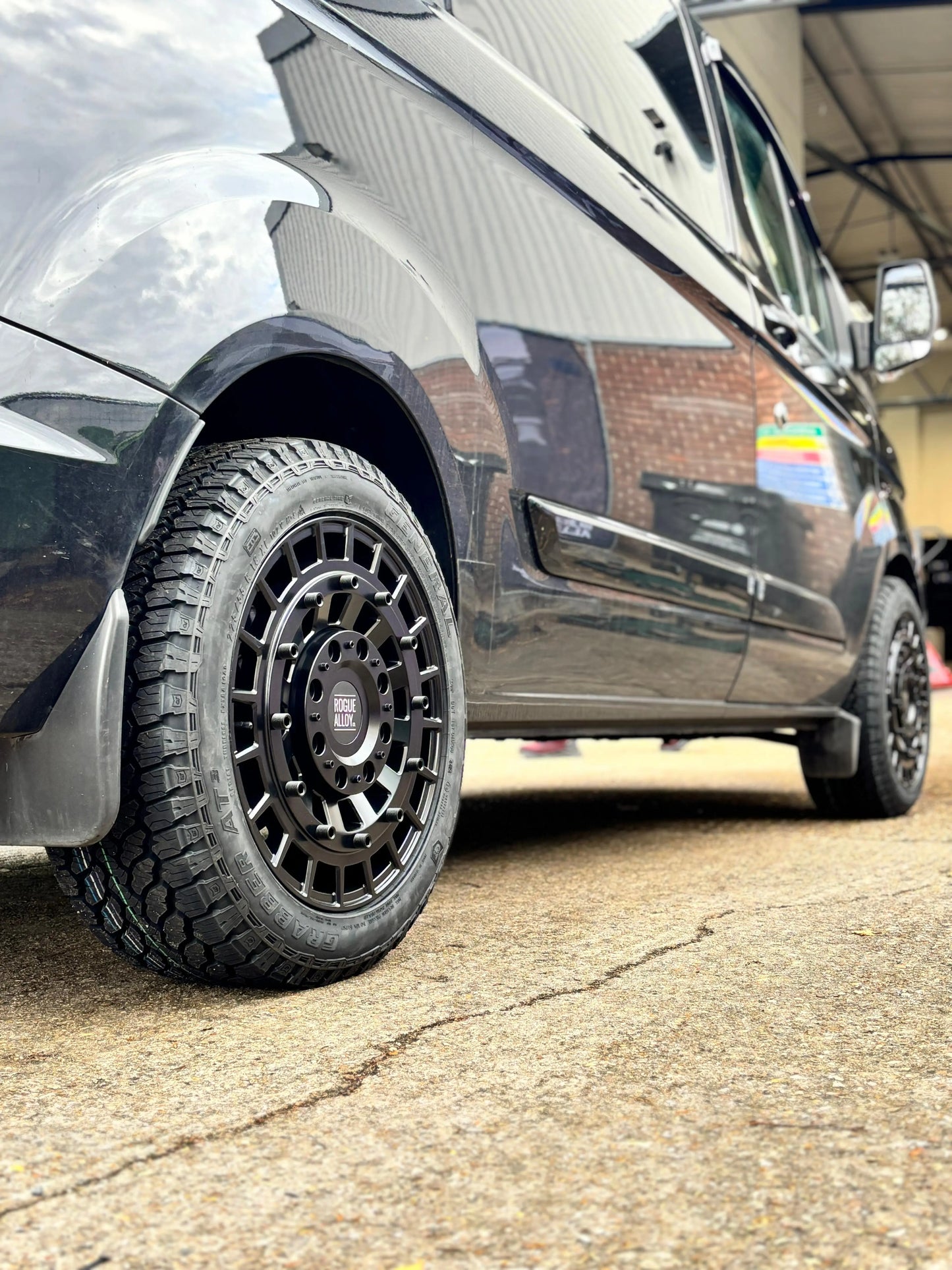 Rogue Renegade 18 inch Satin Black 5x118