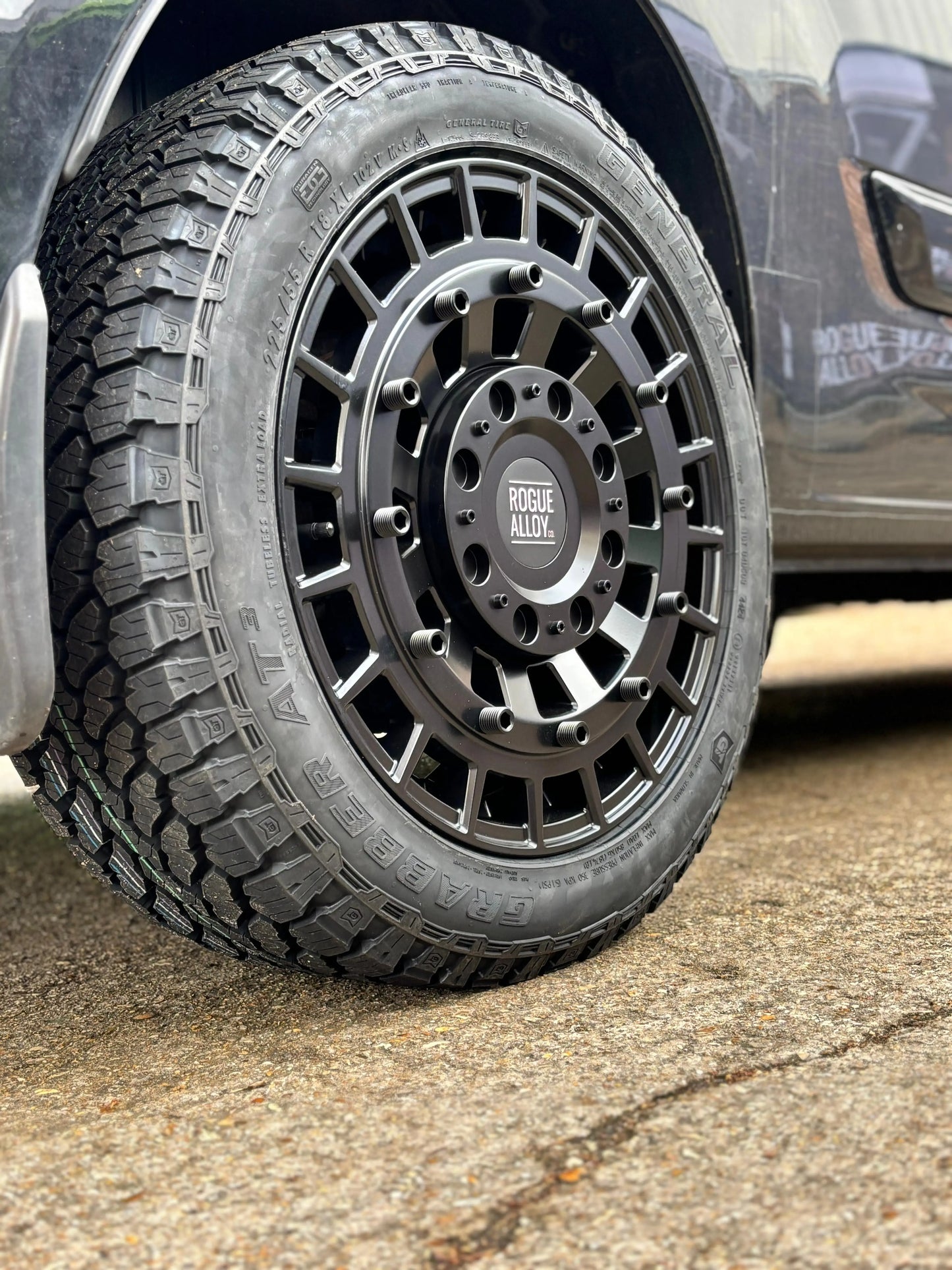 Rogue Renegade 18 inch Satin Black 5x118
