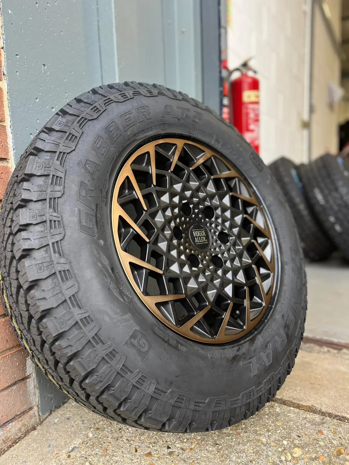 Rogue Revolution 16 inch Satin Black Bronze Lip 6x130