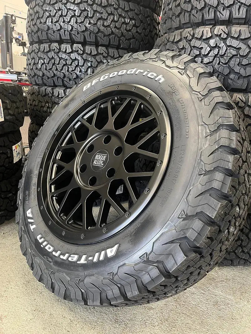 Rogue Ridge 17 inch Satin Black 5x130