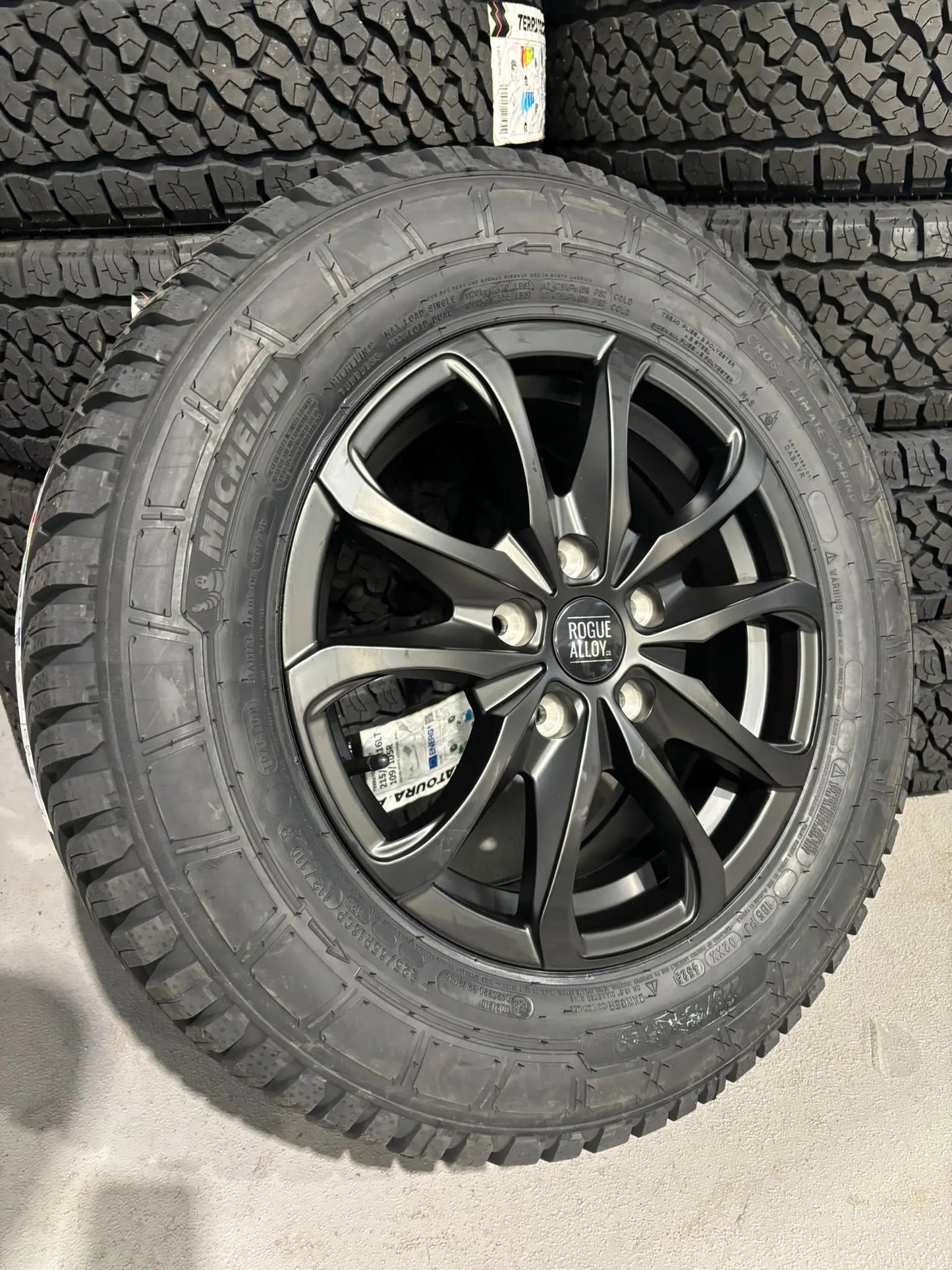 Rogue Roamer 16 inch Satin Black 5x130