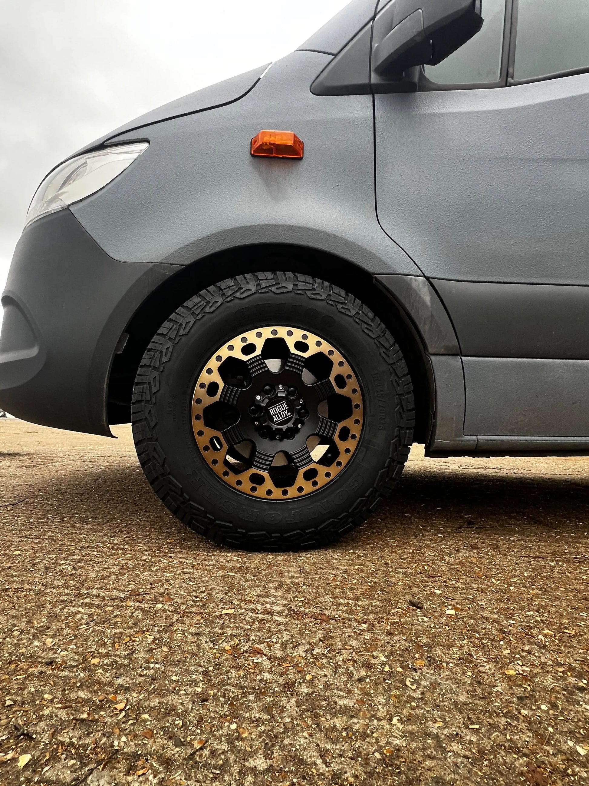 Complete Wheel Set — Rogue Robust 2 16 inch Satin Black Bronze Lip 5x120 (Crafter II / MAN TGE)