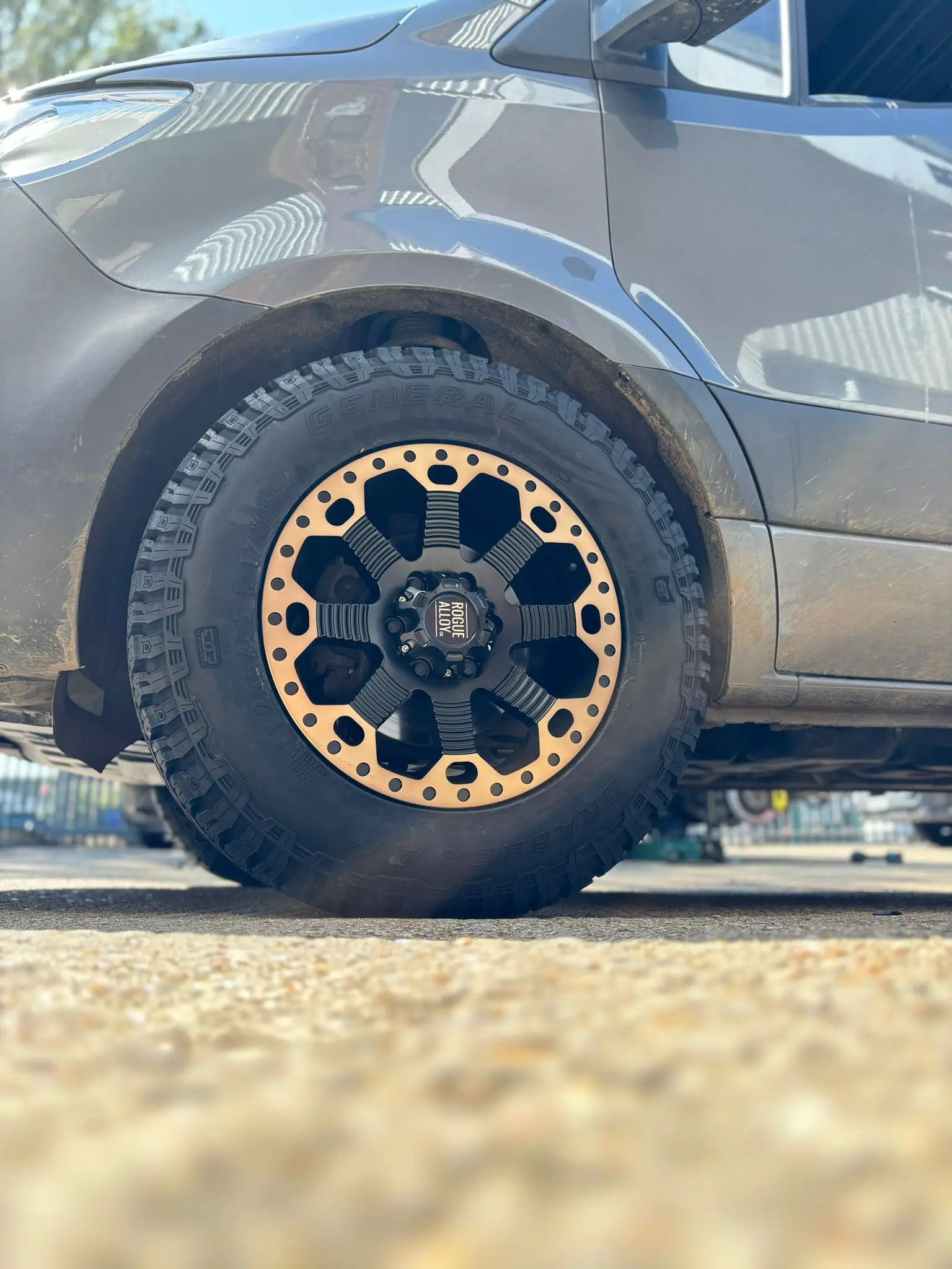 Complete Wheel Set — Rogue Robust 2 17 inch Satin Black Bronze Lip 5x120 (Crafter II / MAN TGE)