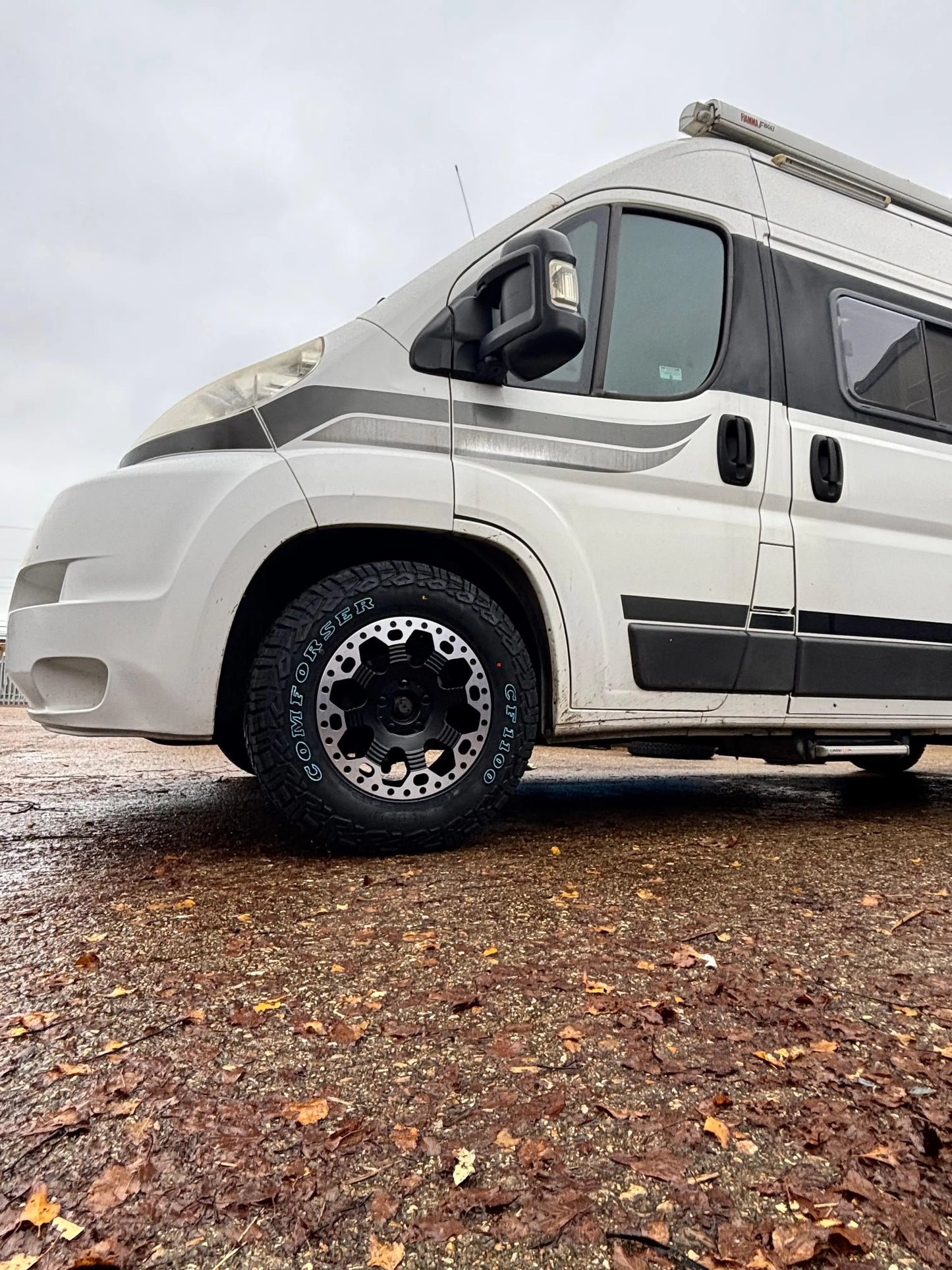 Complete Wheel Set — Rogue Robust 2 16 inch Satin Black Silver Lip 5x130 (Ducato Maxi / Boxer / Jumper Maxi)