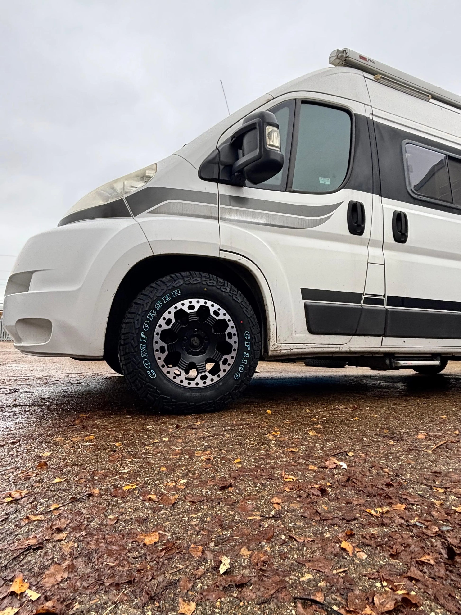Complete Wheel Set — Rogue Robust 2 16 inch Satin Black Silver Lip 5x130 (Ducato Maxi / Boxer / Jumper Maxi)