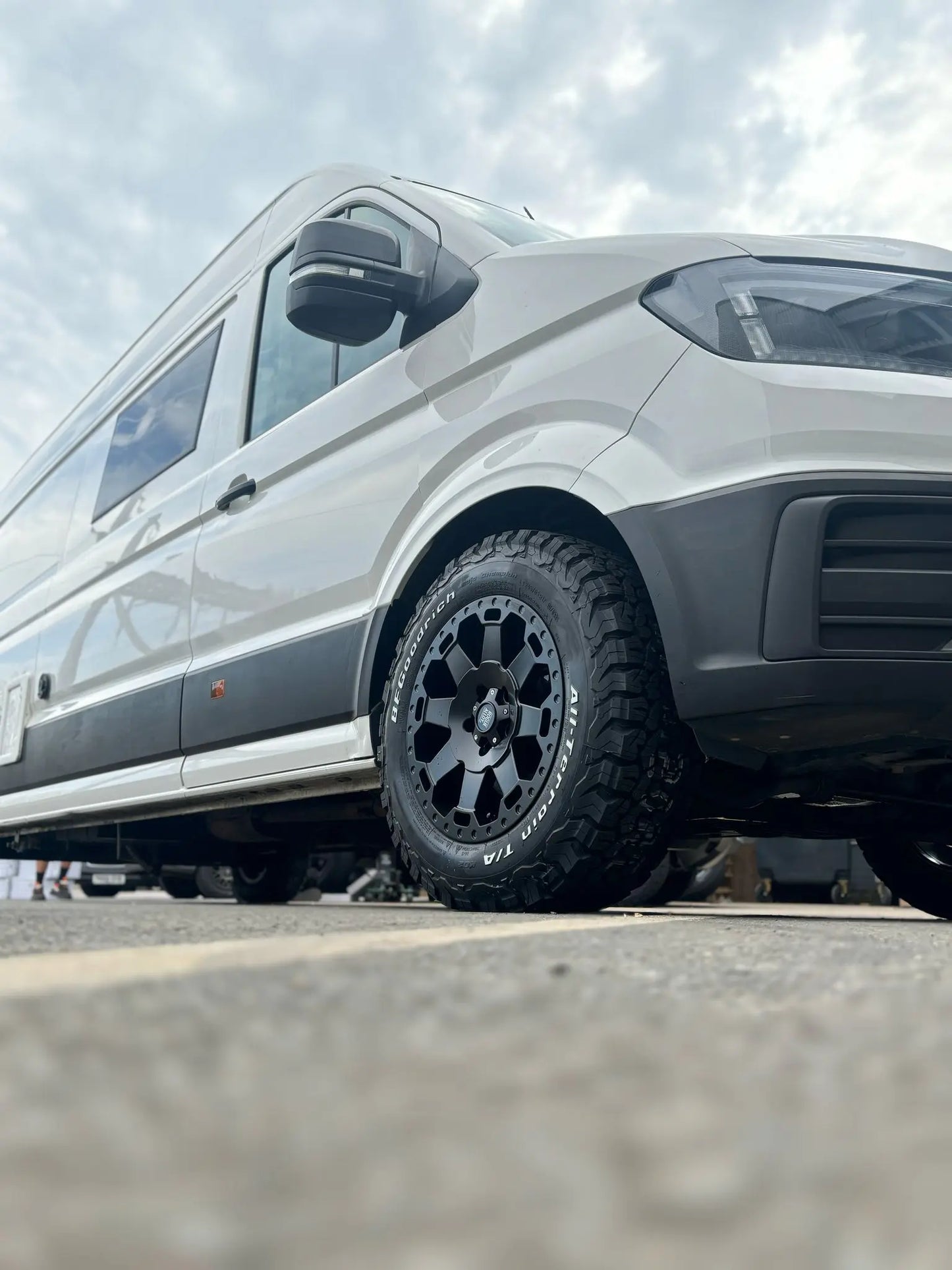 Rogue Robust  17 inch Satin Black 5x118 — wheel for Ducato, Boxer, Jumper, Movano, Iveco Daily (2006 - present) | Loodys