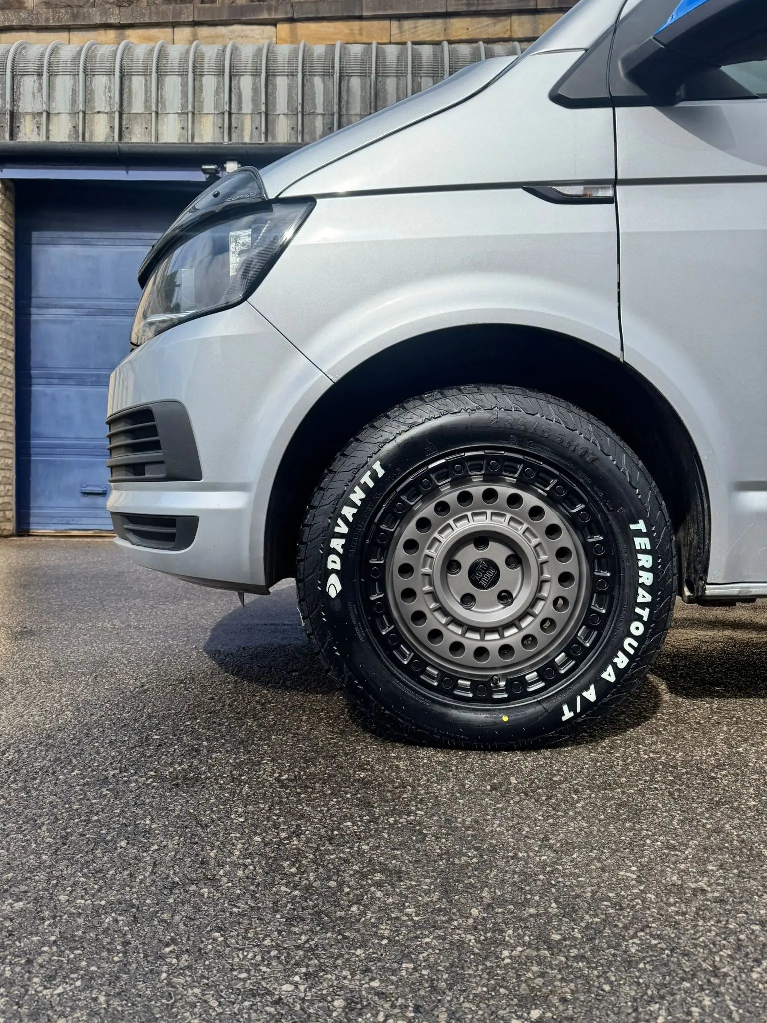 Complete Wheel Set — Rogue Rocky 17 inch Satin Grey 5x120 (Crafter II / MAN TGE)