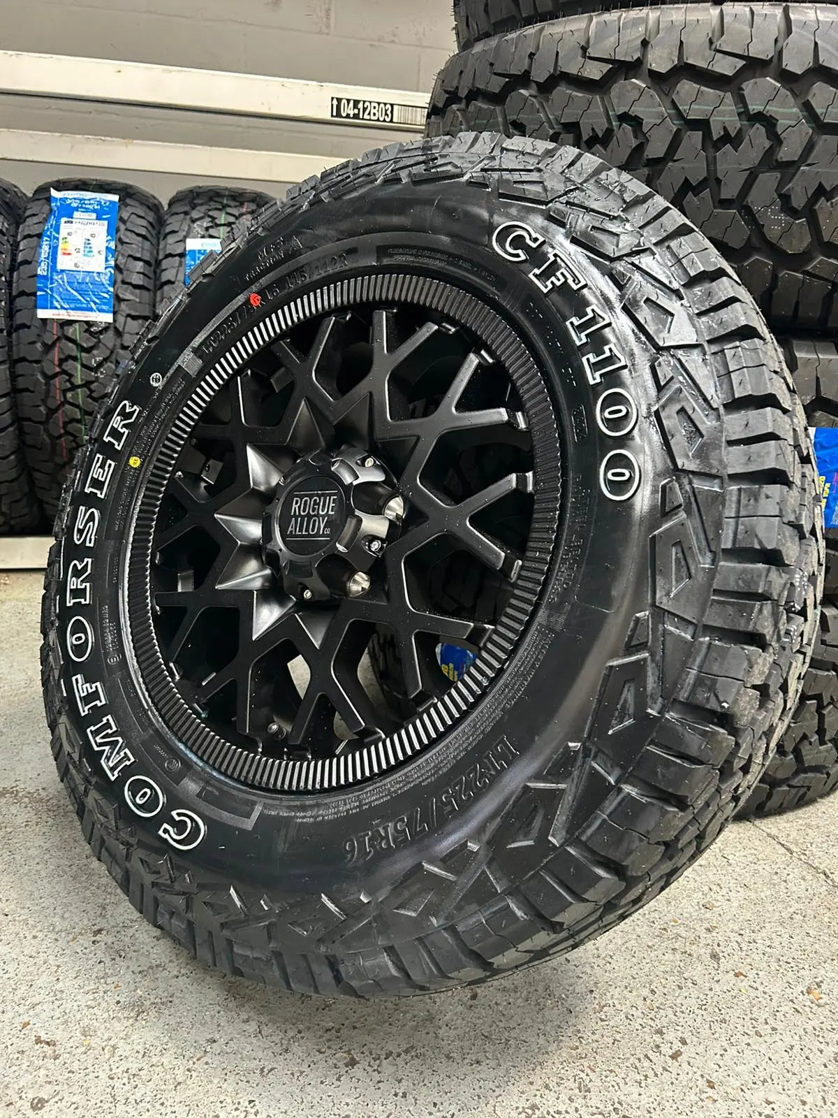 Rogue Rollex 16 pulgadas negro satinado 5x120