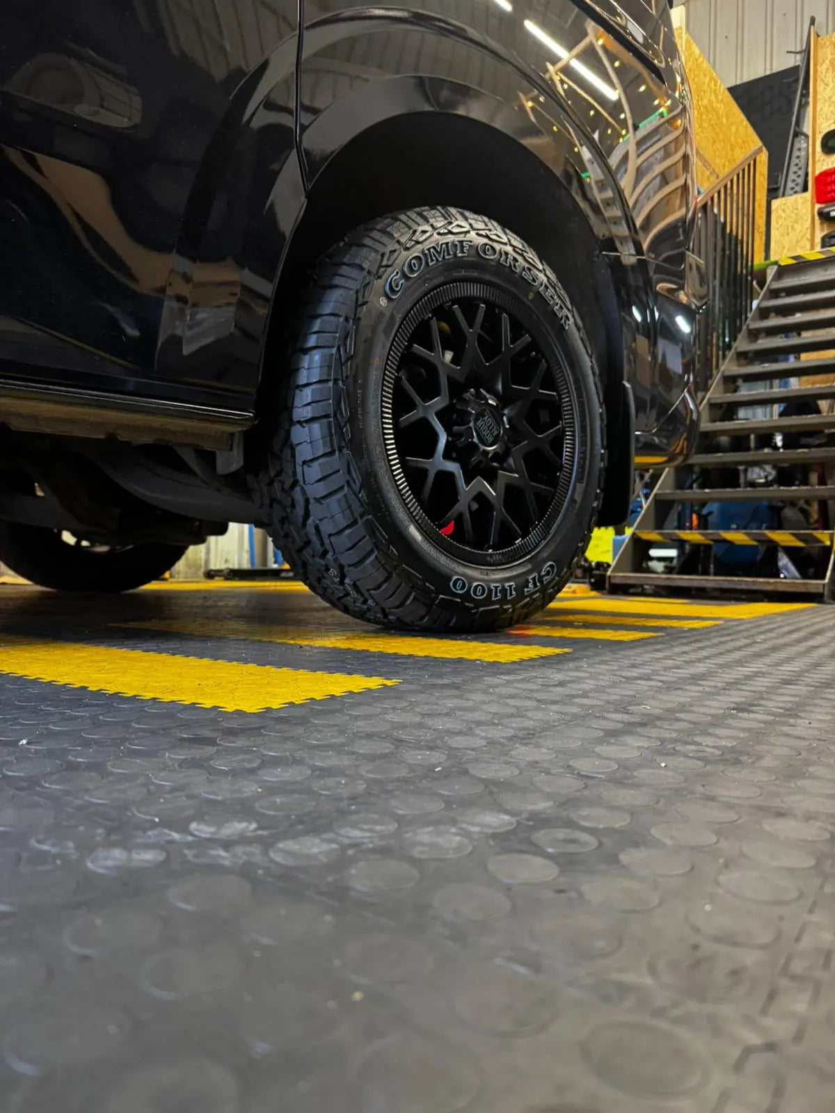 Rogue Rollex 17 pulgadas Negro satinado 6x120