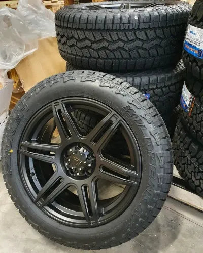 Dirt-AT D47 18 inch Satin Black 6x139.7 — wheel for bestelwagens en campers | Loodys